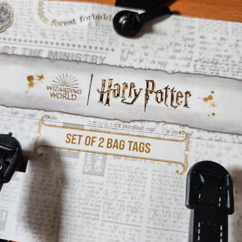 Harry Potter Platform 9 3/4 Bag Tags - Picture 3 of 5